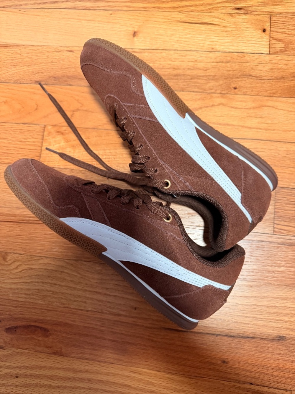 Puma Brown Suede Upper Sneaker Women;s  NWOT